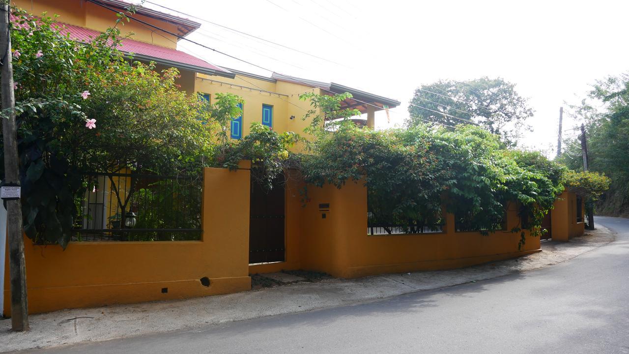 Yoho Home Away Home Κάντι Εξωτερικό φωτογραφία