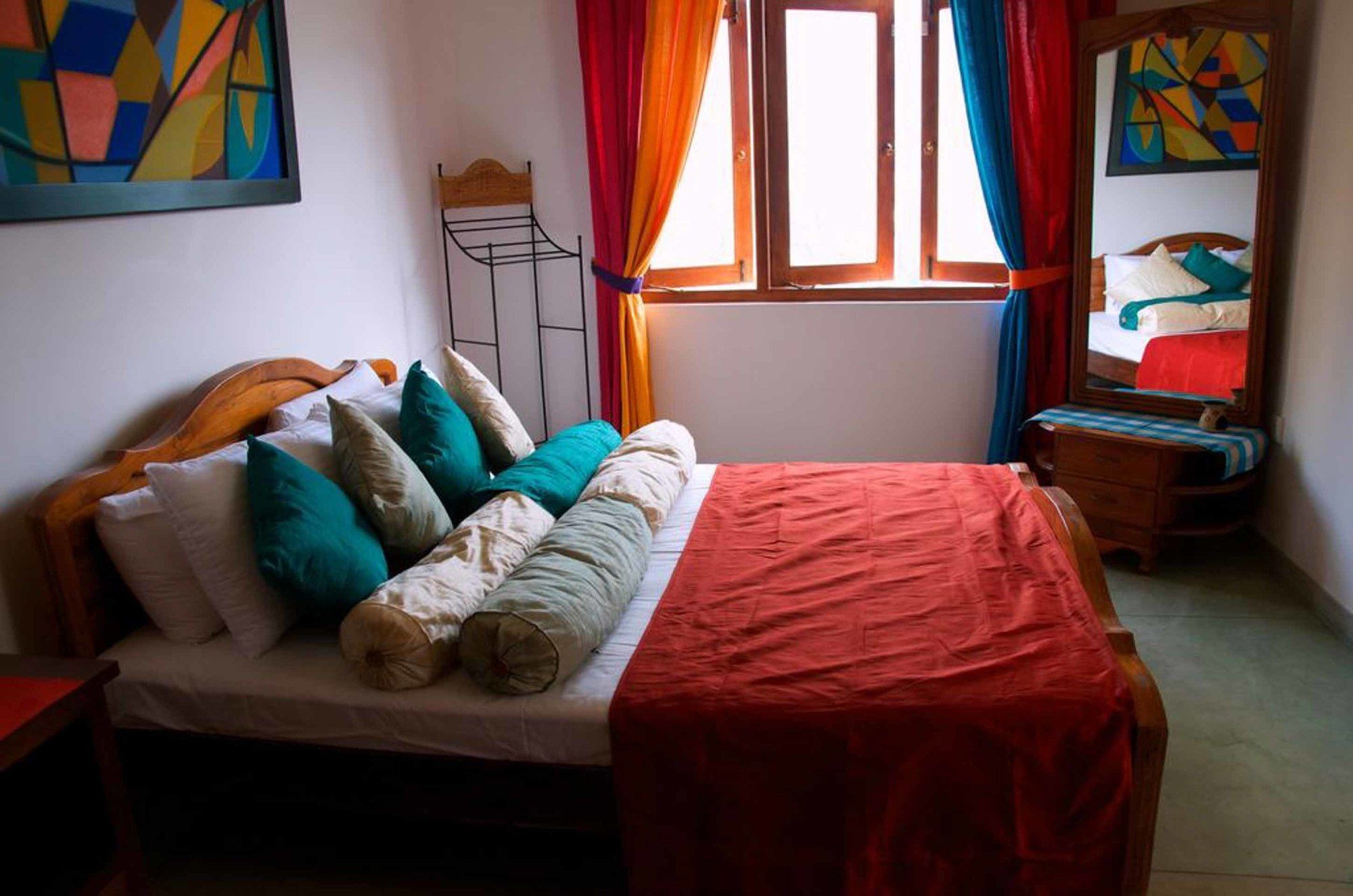 Yoho Home Away Home Κάντι Εξωτερικό φωτογραφία