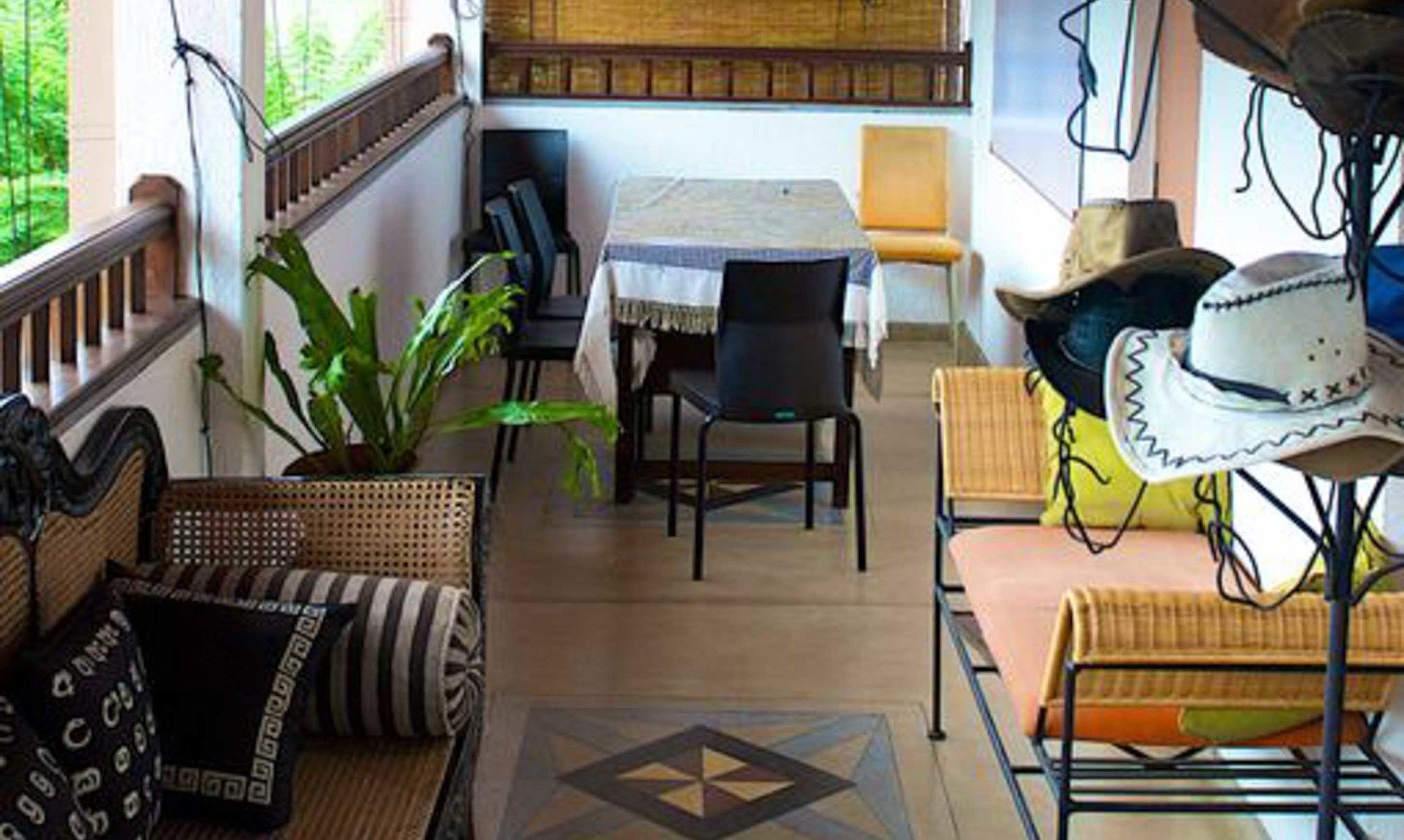 Yoho Home Away Home Κάντι Εξωτερικό φωτογραφία